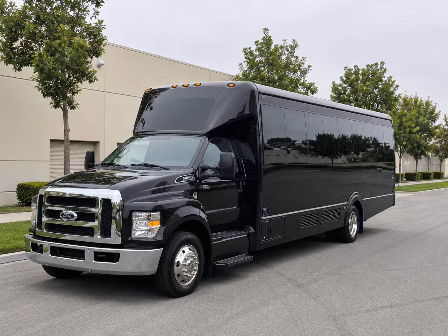 rent a santa rosa prom party bus or charter bus today